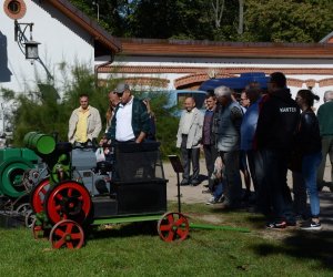 JESIEŃ W POLU I ZAGRODZIE w ramach Europejskich Dni Dziedzictwa 18 września 2016 r. JESIEŃ W POLU I ZAGRODZIE w ramach Europejskich Dni Dziedzictwa 18 września 2016 r.