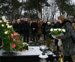 Odsłonięcie Tablicy Pamiątkowej poświęconej Odsłonięcie Tablicy Pamiątkowej poświęconej