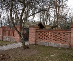 „Restauracja obiektów zespołu pałacowo-parkowego wraz z konserwacją muzealiów Muzeum Rolnictwa im. Ks. Krzysztofa Kluka w Ciechanowcu” „Restauracja obiektów zespołu pałacowo-parkowego wraz z konserwacją muzealiów Muzeum Rolnictwa im. Ks. Krzysztofa Kluka w Ciechanowcu”