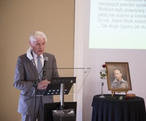 Fotorelacja ze spotkania poświęconego doktorowi Adamowi Wołkowi Fotorelacja ze spotkania poświęconego doktorowi Adamowi Wołkowi