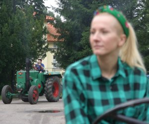 Kobiety na traktorach Kobiety na traktorach