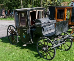 KONSERWACJA ZABYTKOWYCH POJAZDÓW ZAPRZĘGOWYCH ZE ZBIORÓW MUZEUM...
