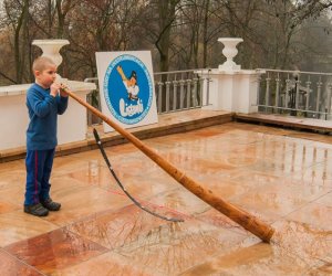 XXXIII Konkurs Gry na Instrumentach Pasterskich im. Kazimierza Uszyńskiego XXXIII Konkurs Gry na Instrumentach Pasterskich im. Kazimierza Uszyńskiego