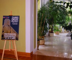 Zamki, grody, ruiny – waloryzacja i ochrona Zamki, grody, ruiny – waloryzacja i ochrona