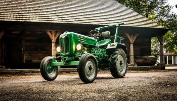 Kolejny, unikatowy ciągnik w zbiorach Muzeum Rolnictwa w Ciechanowcu