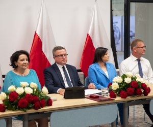 Dyrektor Dorota Łapiak odznaczona tytułem "Honorowy Obywatel Ciechanowca" Dyrektor Dorota Łapiak odznaczona tytułem "Honorowy Obywatel Ciechanowca"