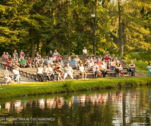 Podlaska Oktawa Kultur 2013 - występ ZPiT Uniwersytetu Wileńskiego w Muzeum Rolnictwa - fotorelacja Podlaska Oktawa Kultur 2013 - występ ZPiT Uniwersytetu Wileńskiego w Muzeum Rolnictwa - fotorelacja