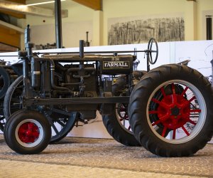 NIECOdziennik Muzealny- FARMALL F 20 NIECOdziennik Muzealny- FARMALL F 20