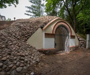 „Restauracja obiektów zespołu pałacowo-parkowego wraz z konserwacją muzealiów Muzeum Rolnictwa im. Ks. Krzysztofa Kluka w Ciechanowcu” „Restauracja obiektów zespołu pałacowo-parkowego wraz z konserwacją muzealiów Muzeum Rolnictwa im. Ks. Krzysztofa Kluka w Ciechanowcu”