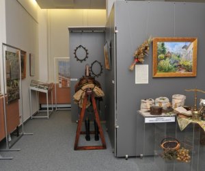 Wystawa z okazji jubileuszu 50-lecia Muzeum i 30 lat współpracy z SGGW pt."50 lat Muzeum Rolnictwa im. ks. Krzysztofa Kluka w Ciechanowcu"