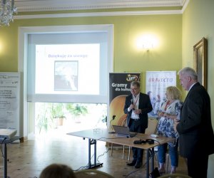 „Parazytozy zwierząt – aktualne zagrożenia – nowe rozwiązania terapeutycznie i profilaktyczne” „Parazytozy zwierząt – aktualne zagrożenia – nowe rozwiązania terapeutycznie i profilaktyczne”