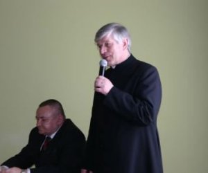 „Chwała Jezusowi, Marii i Wszystkim Świętym” „Chwała Jezusowi, Marii i Wszystkim Świętym”