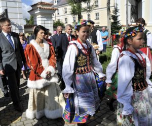 XII Podlaskie Święto Chleba, 12.08.2012 r. XII Podlaskie Święto Chleba, 12.08.2012 r.