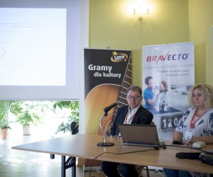 „Parazytozy zwierząt – aktualne zagrożenia – nowe rozwiązania terapeutycznie i profilaktyczne” „Parazytozy zwierząt – aktualne zagrożenia – nowe rozwiązania terapeutycznie i profilaktyczne”