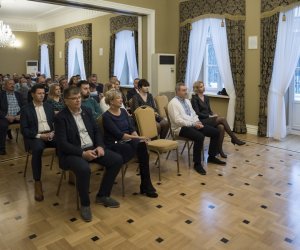 "Na skraju światła" - fotorelacja z wernisażu "Na skraju światła" - fotorelacja z wernisażu