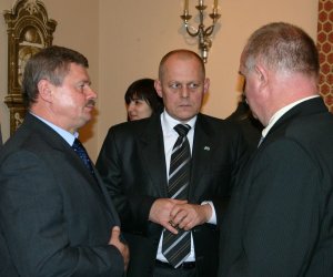 „W DWORKU SZLACHECKIM OK. 1800 ROKU” „W DWORKU SZLACHECKIM OK. 1800 ROKU”