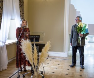 Fotorelacja z wernisażu "Pastelowe wspomnienia: mój makro- i mikroświat" Fotorelacja z wernisażu "Pastelowe wspomnienia: mój makro- i mikroświat"