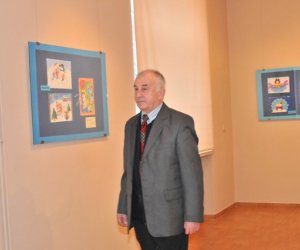 Fotorelacja z otwarcia wystawy czasowej "Karty Bożonarodzeniowe z kolekcji Jana Tropiło" Fotorelacja z otwarcia wystawy czasowej "Karty Bożonarodzeniowe z kolekcji Jana Tropiło"