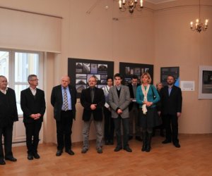 Kadisz dla litewskich drewnianych synagog Kadisz dla litewskich drewnianych synagog