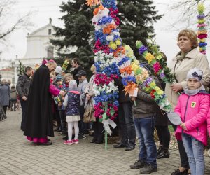 Podsumowanie XX Konkursu na Wykonanie Palmy Wielkanocnej oraz uroczystości Niedzieli Palmowej w Ciechanowcu Podsumowanie XX Konkursu na Wykonanie Palmy Wielkanocnej oraz uroczystości Niedzieli Palmowej w Ciechanowcu