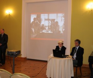 WYSTAWA CZASOWA PT. RODZINY KRESOWE I ICH SPUŚCIZNA WYSTAWA CZASOWA PT. RODZINY KRESOWE I ICH SPUŚCIZNA