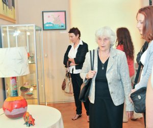 Baśniowa Kraina – Ceramika Ewy Wołk i malarstwo Andrzeja Kuhna