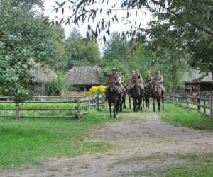 Rajd Pamięci Szlakiem Bojowym Suwalskiej Brygady Kawalerii- w Wojnie Obronnej 1939 r. Rajd Pamięci Szlakiem Bojowym Suwalskiej Brygady Kawalerii- w Wojnie Obronnej 1939 r.