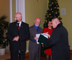 IV Konkurs na Najlepiej Zachowany Zabytek Wiejskiego Budownictwa Drewnianego w województwie podlaskim IV Konkurs na Najlepiej Zachowany Zabytek Wiejskiego Budownictwa Drewnianego w województwie podlaskim