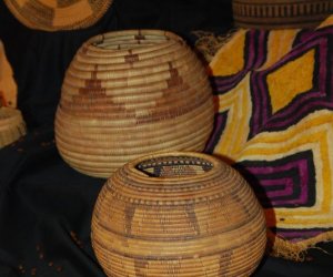 Pamiątki kolonialne "Sztuka czarnego lądu". Pamiątki kolonialne "Sztuka czarnego lądu".