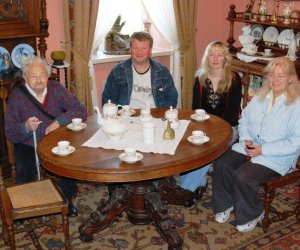 Niecodzienny Gość, Jan hr. Starzeński