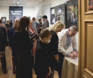 "Na skraju światła" - fotorelacja z wernisażu "Na skraju światła" - fotorelacja z wernisażu