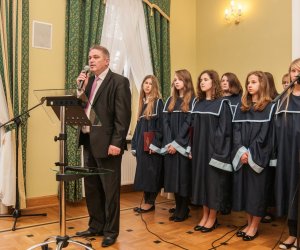 PLENERY UCZNIÓW OGÓLNOKSZTAŁCĄCEJ SZKOŁY SZTUK PIĘKNYCH W CIECHANOWCU PLENERY UCZNIÓW OGÓLNOKSZTAŁCĄCEJ SZKOŁY SZTUK PIĘKNYCH W CIECHANOWCU