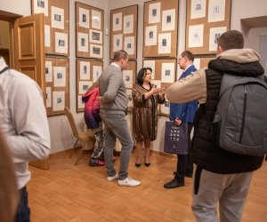 Wernisaż wystawy "Graficzny Miszmasz" - 17. kwietnia 2024 r. Wernisaż wystawy "Graficzny Miszmasz" - 17. kwietnia 2024 r.