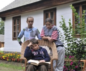 Narodowe Czytanie "Pana Tadeusza" w Muzeum Rolnictwa im. ks Krzysztofa Kluka w Ciechanowcu Narodowe Czytanie "Pana Tadeusza" w Muzeum Rolnictwa im. ks Krzysztofa Kluka w Ciechanowcu