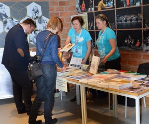 Dzień książki akademickiej i naukowej w Białymstoku 2017 Dzień książki akademickiej i naukowej w Białymstoku 2017