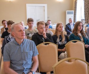 Relacja z konferencji ,,Granice i ludzie. Społeczne następstwa powojennych podziałów państwowych w Europie Centralnej i Wschodniej 1918-1939” Relacja z konferencji ,,Granice i ludzie. Społeczne następstwa powojennych podziałów państwowych w Europie Centralnej i Wschodniej 1918-1939”
