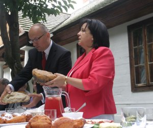 XII Podlaskie Święto Chleba, 12.08.2012 r. XII Podlaskie Święto Chleba, 12.08.2012 r.