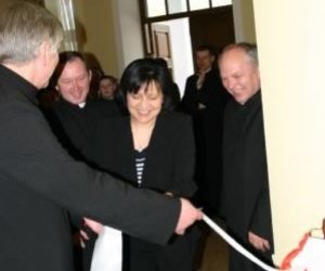 „Chwała Jezusowi, Marii i Wszystkim Świętym”