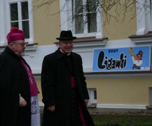 XXVII KONKURS GRY NA INSTRUMENTACH PASTERSKICH im. Kazimierza Uszyńskiego XXVII KONKURS GRY NA INSTRUMENTACH PASTERSKICH im. Kazimierza Uszyńskiego