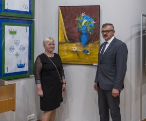 WYSTAWA CZASOWA „COŚ SIĘ KOŃCZY, COŚ SIĘ ZACZYNA...” JUŻ OTWARTA!