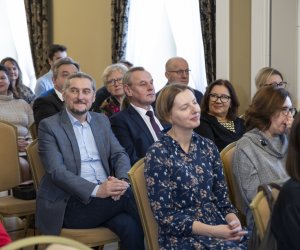 Podsumowanie i fotorelacja XVI Konkursu na Najlepiej Zachowany Zabytek Wiejskiego Budownictwa Drewnianego Podsumowanie i fotorelacja XVI Konkursu na Najlepiej Zachowany Zabytek Wiejskiego Budownictwa Drewnianego