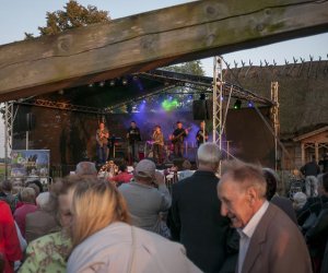 Spotkanie pod wiatrakiem w Drewnowie - Fotorelacja Spotkanie pod wiatrakiem w Drewnowie - Fotorelacja