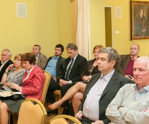 Międzynarodowa konferencja w Ciechanowcu Międzynarodowa konferencja w Ciechanowcu