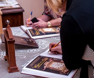 WSZYSTKO MA SWÓJ CZAS. ZEGARY KS. JANA GROCHOWSKIEGO WSZYSTKO MA SWÓJ CZAS. ZEGARY KS. JANA GROCHOWSKIEGO