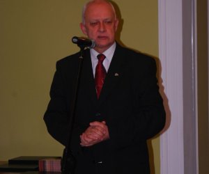 IV Konkurs na Najlepiej Zachowany Zabytek Wiejskiego Budownictwa Drewnianego w województwie podlaskim IV Konkurs na Najlepiej Zachowany Zabytek Wiejskiego Budownictwa Drewnianego w województwie podlaskim