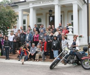V Międzynarodowy Rajd Pogoni Pojazdów Zabytkowych V Międzynarodowy Rajd Pogoni Pojazdów Zabytkowych