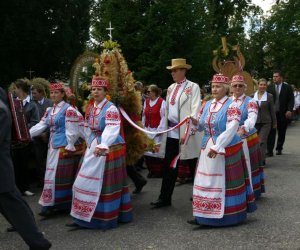 Wojewódzkie Dożynki Ciechanowiec 9 września 2006 roku