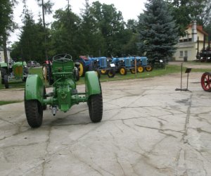 Kobiety na traktorach Kobiety na traktorach