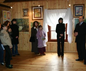 PĘDZLEM ROZMAITYM PĘDZLEM ROZMAITYM