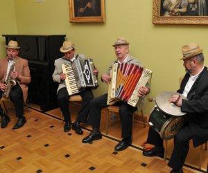 Promocja publikacji pt."Pięćdziesięciolecie Muzeum Rolnictwa im. ks. Krzysztofa Kluka w Ciechanowcu na pisankach w zbiorach Muzeum Pisanki"